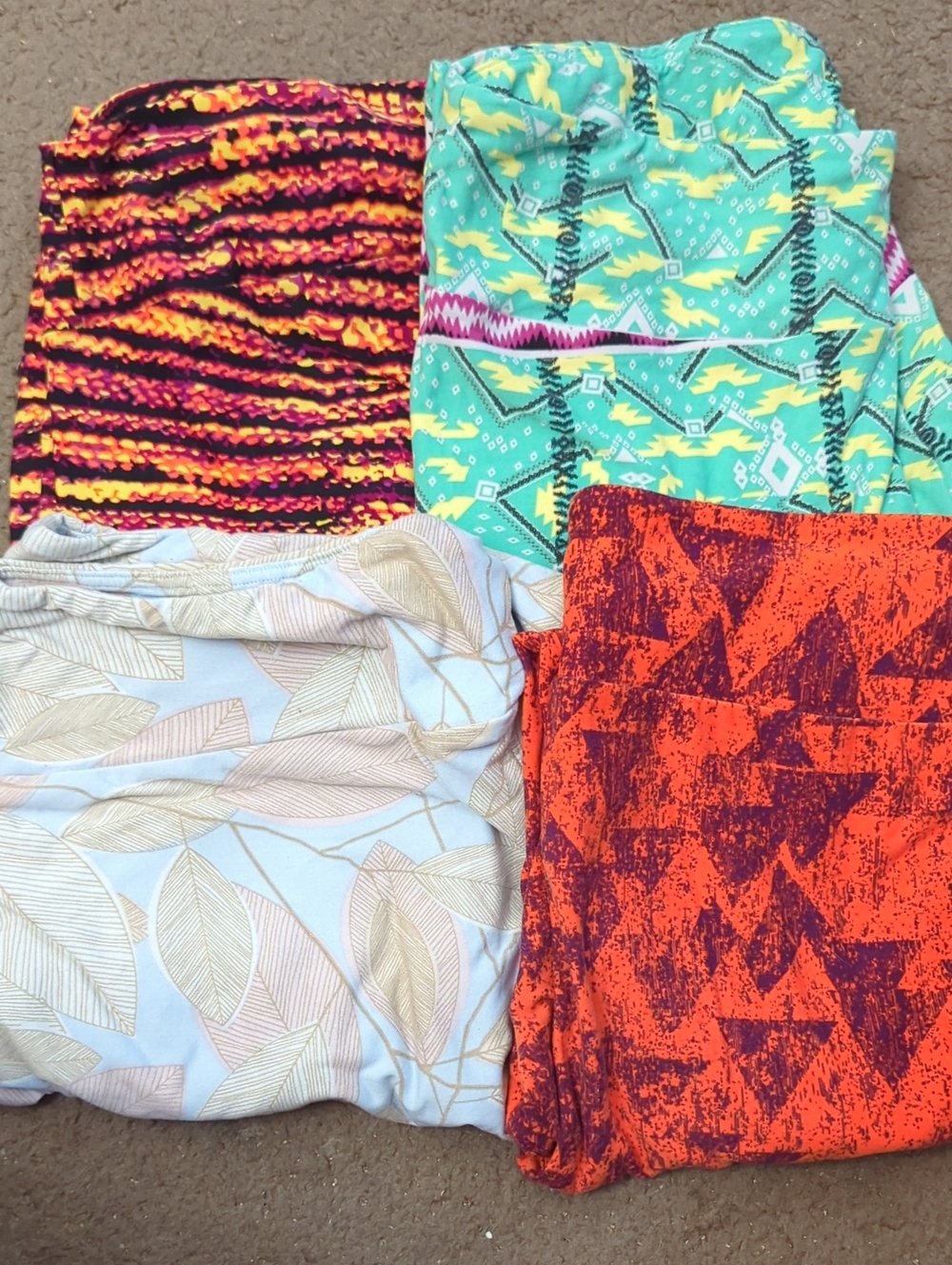 Mixed Pattern Bundle Of 4 Women's Lularoe Leggings - Assorted Colors